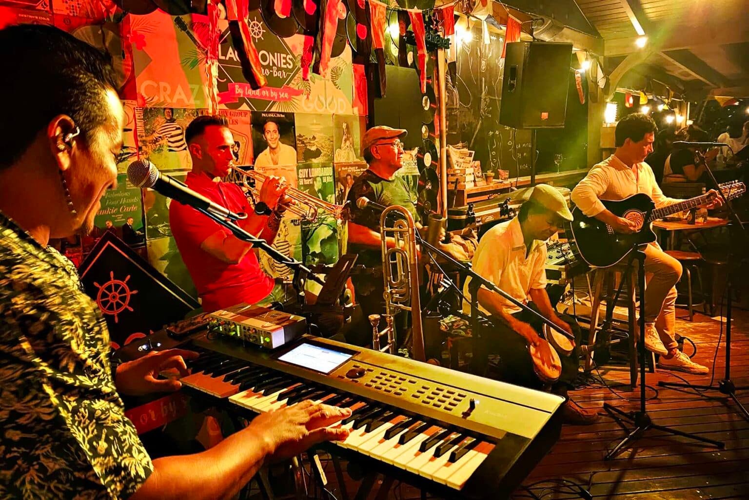 Lagoonies Live Music