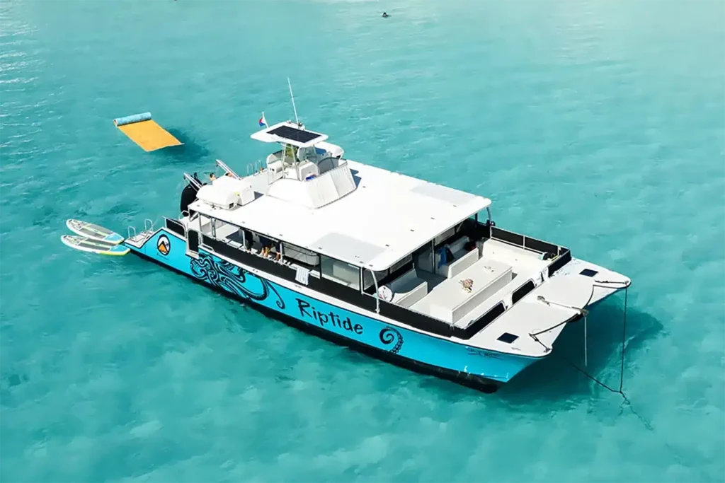 Riptide-69FT-up-to-90-Passengers-Power-Catamaran